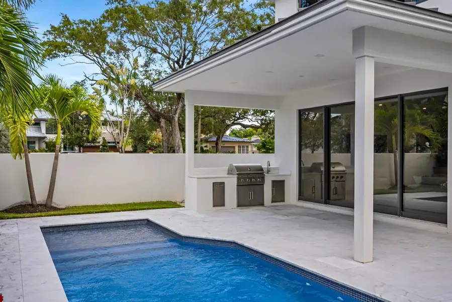 1625 SE 1ST, FORT LAUDERDALE--22