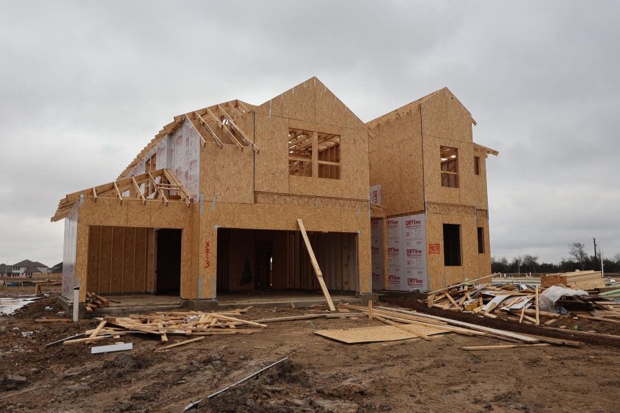 Two story home with 5 beds, 4.5 baths, and 4 car tandem garage