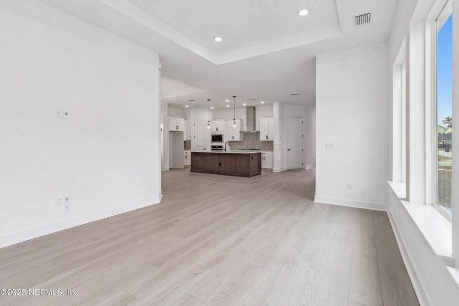 Spacious, unfurnished interior of a new home in Seabrook Village 40' Front Entry, Ponte Vedra (Image 13).