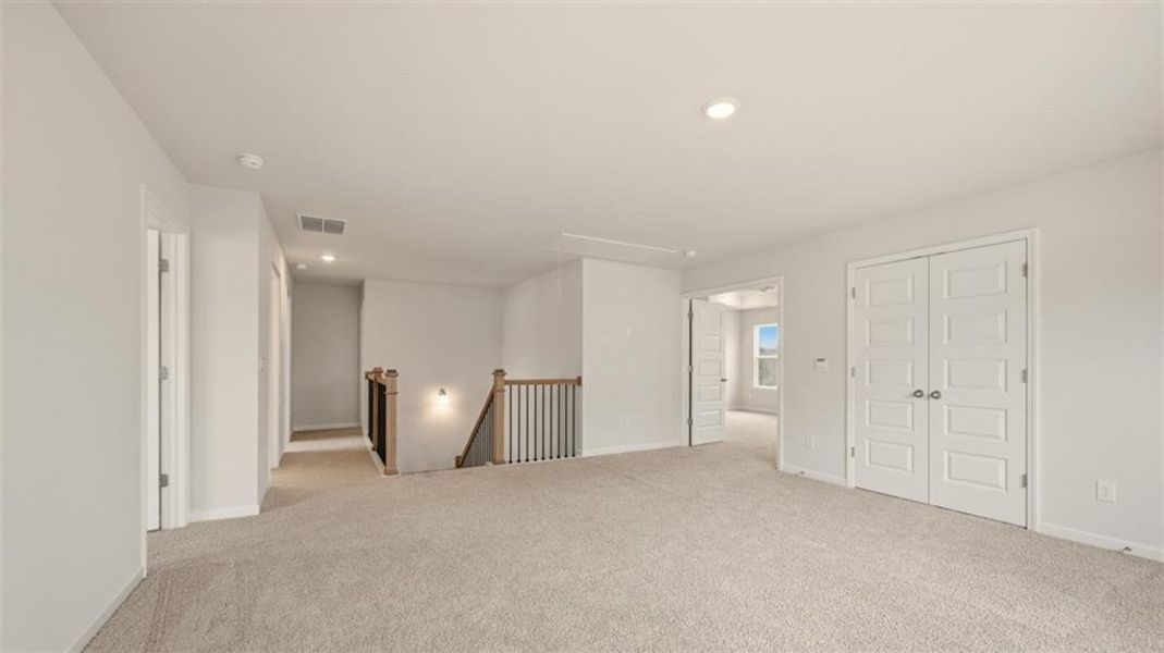 Spacious, unfurnished interior of a new home in The Gates at Pates Creek, Hampton (Image 25).