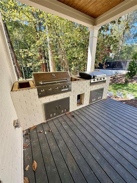 Exterior details and patio area of a home in , Sandy Springs (Image 30).