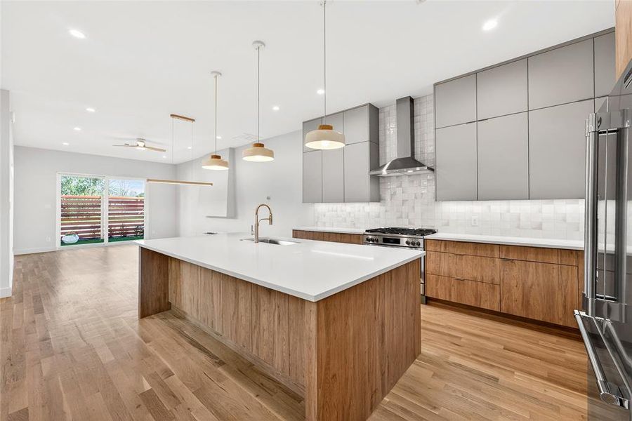 Furnished interior view inside a new home in , Dallas (Image 13).
