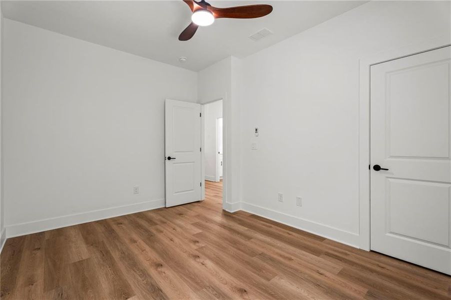 Spacious, unfurnished interior of a new home in , Stockbridge (Image 42).
