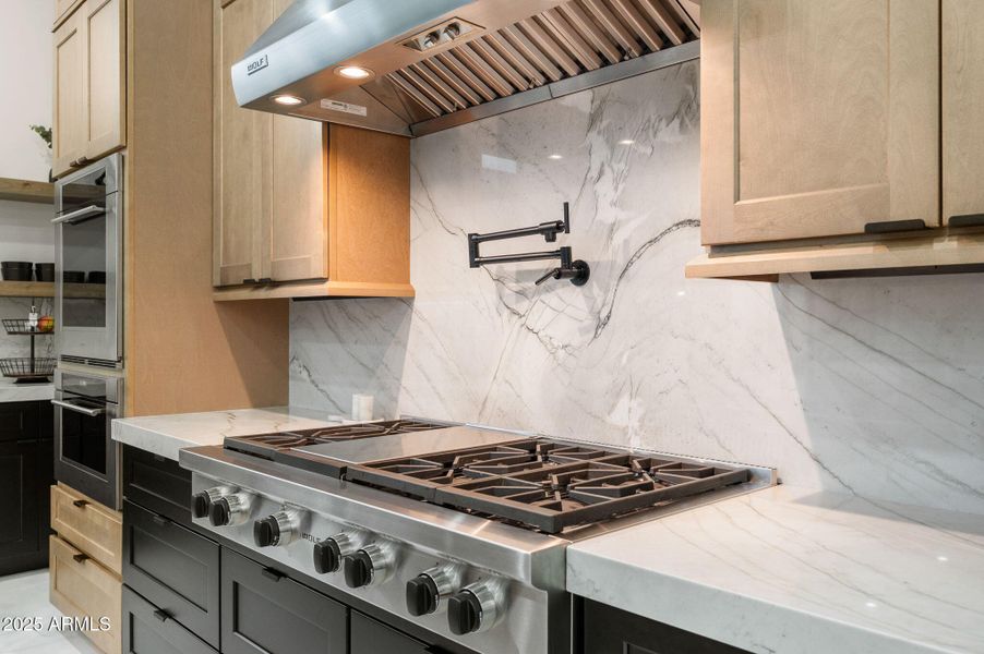 18-Kitchen (4) 18-Kitchen (4)