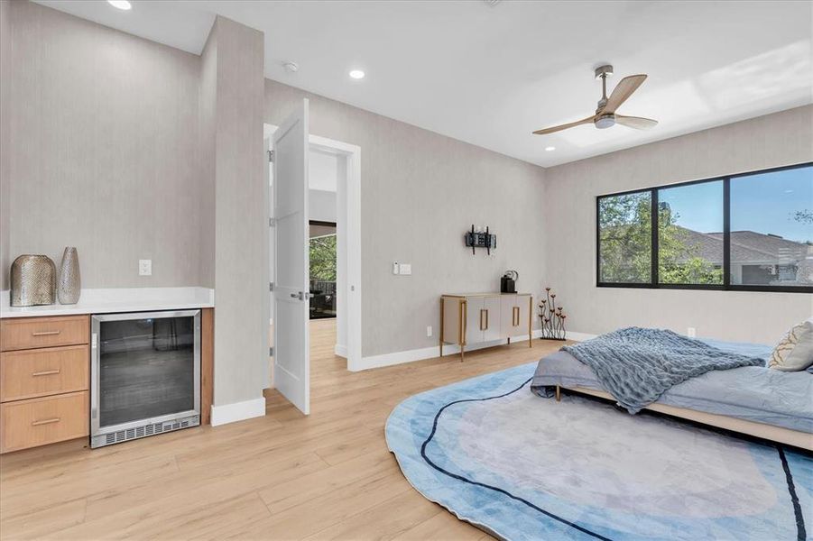 Furnished interior view inside a new home in , St. Petersburg (Image 18).