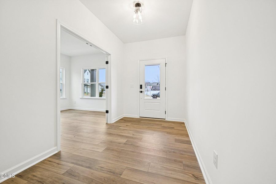 19-web-or-mls-Erastus Ct-S0502-019