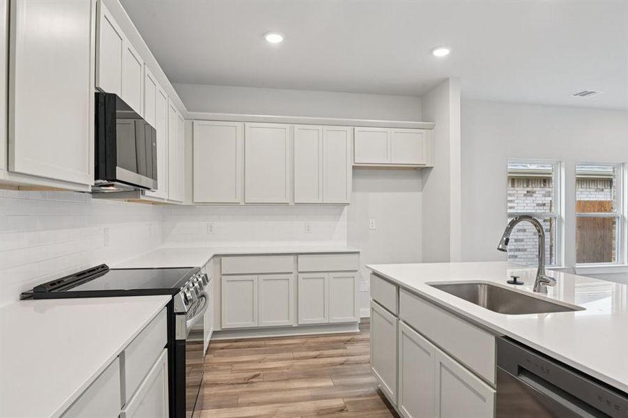 Furnished interior view inside a new home in Summerwood Estates, Red Oak (Image 14).