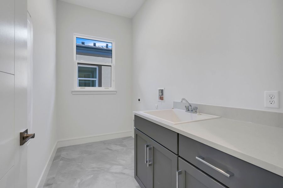Representative furnished interior of a home built from the Courtyard 50 by ABD Development in Hampton Green at Providence, Davenport (Image 13).