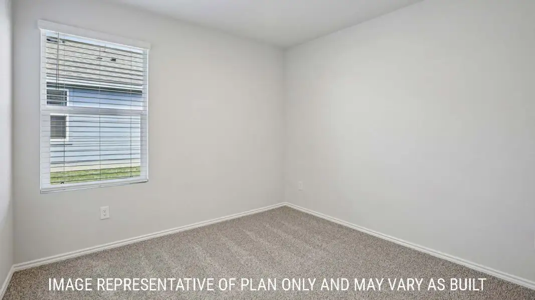 Spacious, unfurnished interior of a new home in Reynolds Crossing, Killeen (Image 24).