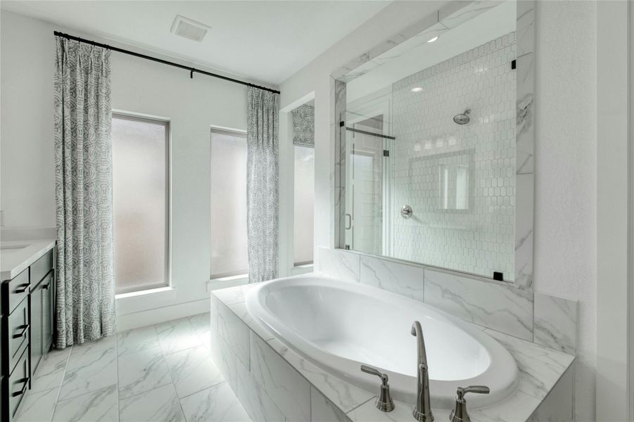 Furnished interior view inside a new home in Lariat 45', Liberty Hill (Image 10).