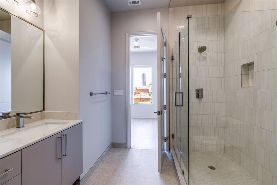 Furnished interior view inside a new home in , Dallas (Image 6).