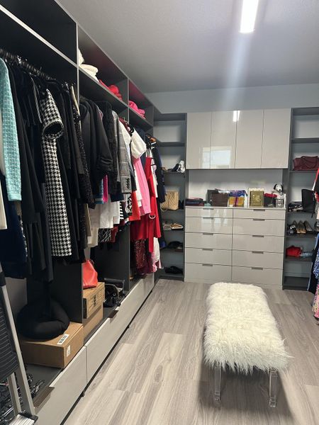 her closet 2 her closet 2