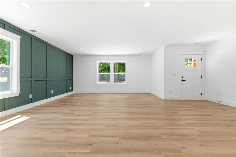 Spacious, unfurnished interior of a new home in , Marietta (Image 13).