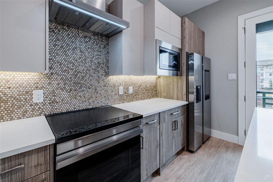 Furnished interior view inside a new home in , Fort Worth (Image 13). Furnished interior view inside a new home in , Fort Worth (Image 13).