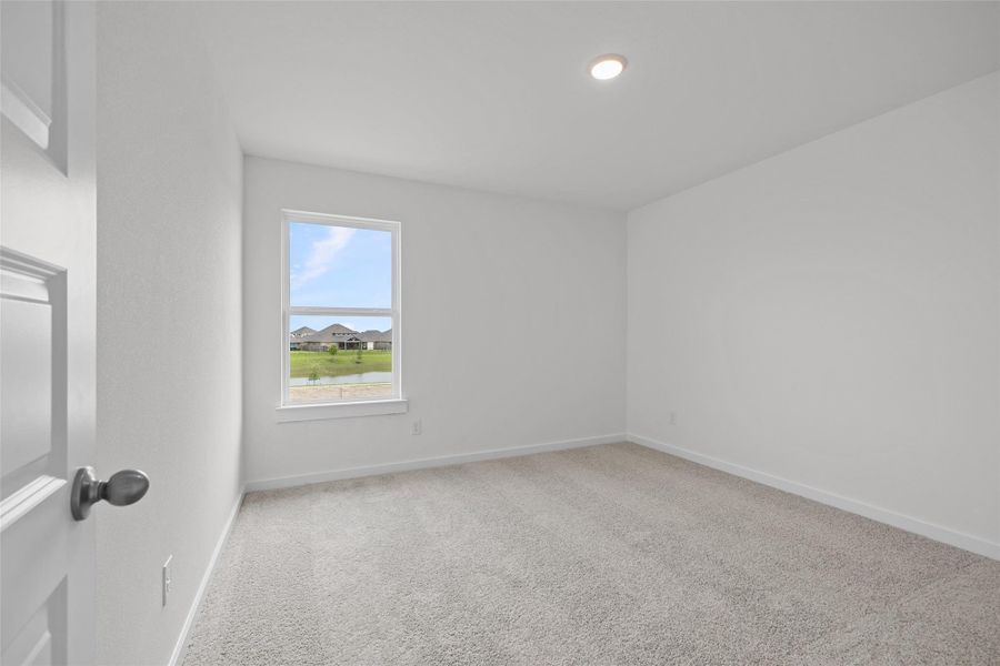 Spacious, unfurnished interior of a new home in River Ranch, Dayton (Image 11).
