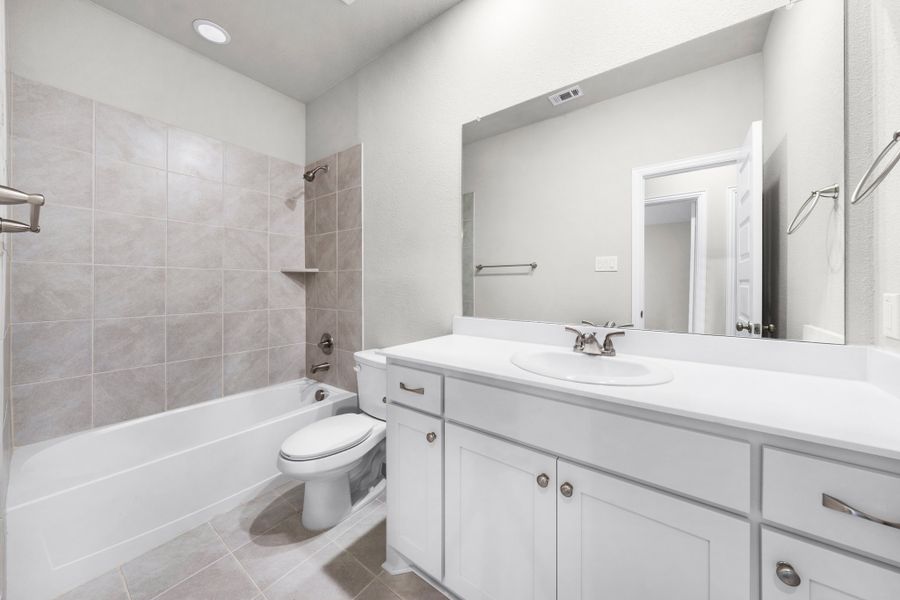 Furnished interior view inside a new home in Fox Landing, Caddo Mills (Image 12).