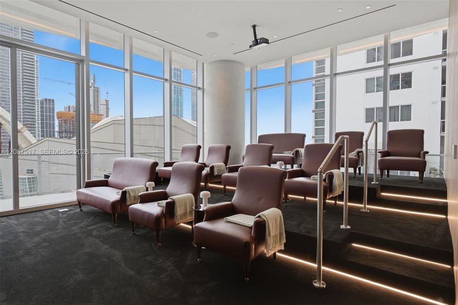 Community amenities in , Miami (Image 79).