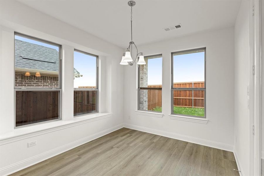 12. 612 Carlow - Nook