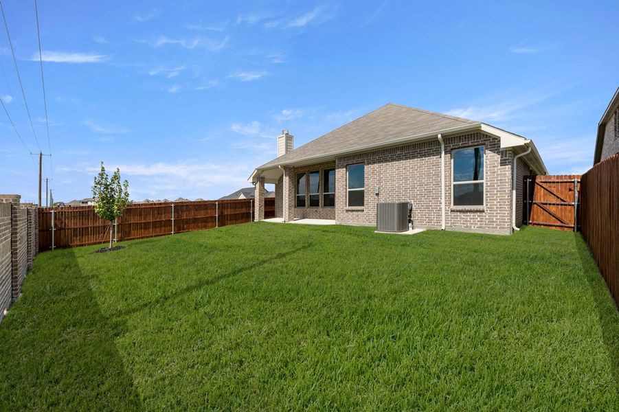 Front exterior of a new home in Mercer Meadows, Royse City, TX, highlighting curb appeal (Image 27).