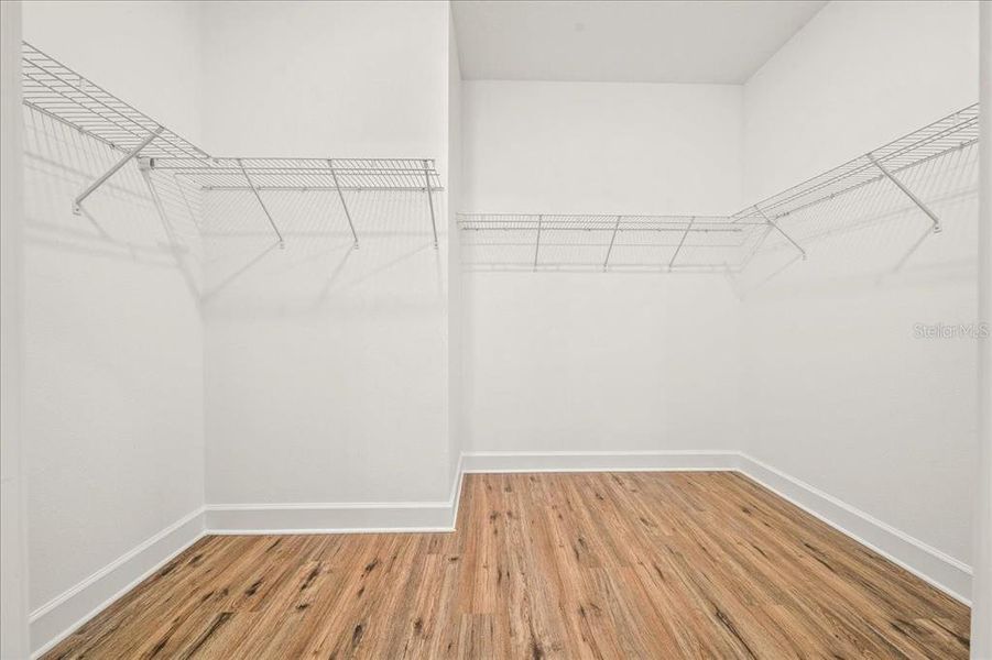Spacious, unfurnished interior of a new home in , Spring Hill (Image 22).