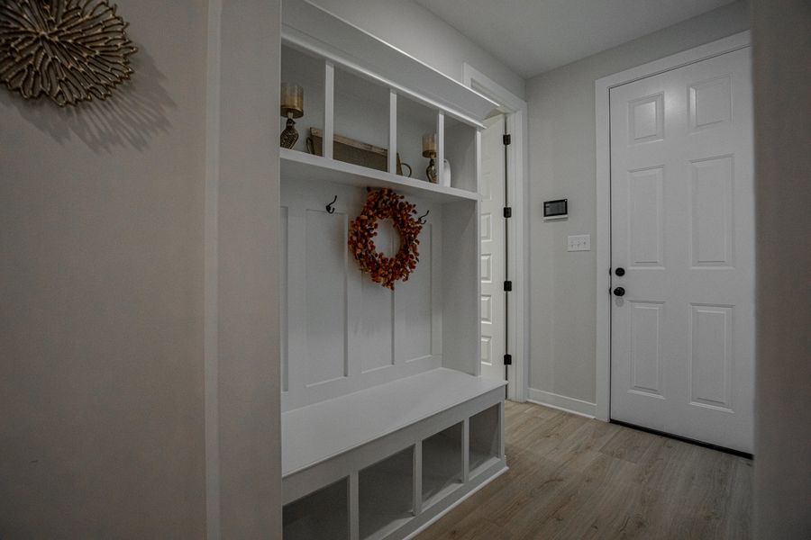 Representative furnished interior of a home built from the Willow by Grant & Co in Manor at Hall Creek, Arlington (Image 129).