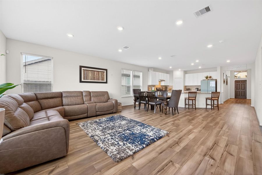 Spacious open concept layout!