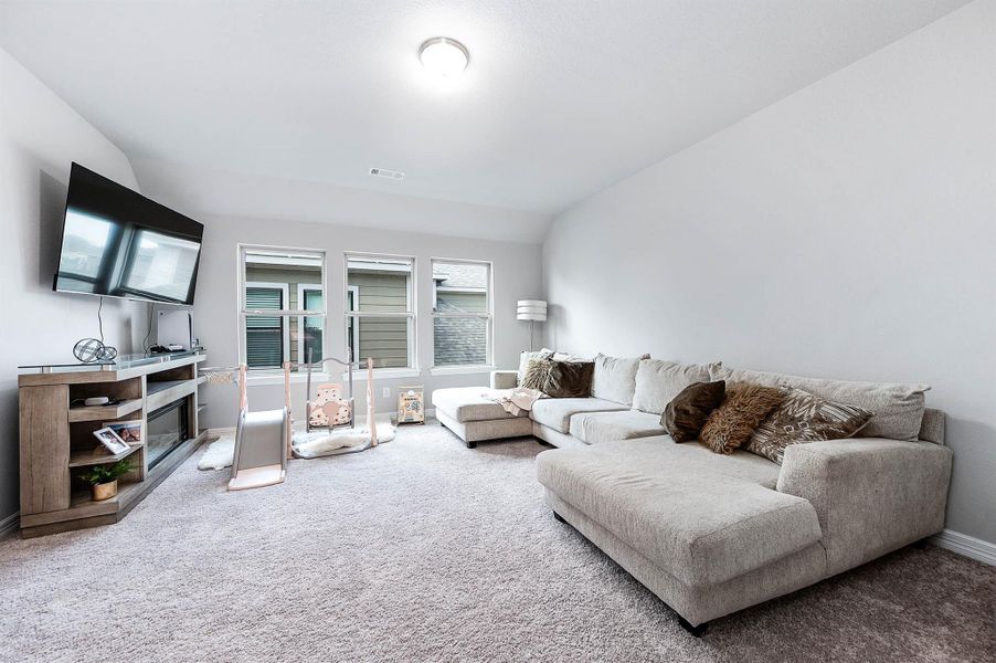 Furnished interior view inside a new home in Sunterra 60ft, Katy (Image 24). Furnished interior view inside a new home in Sunterra 60ft, Katy (Image 24).