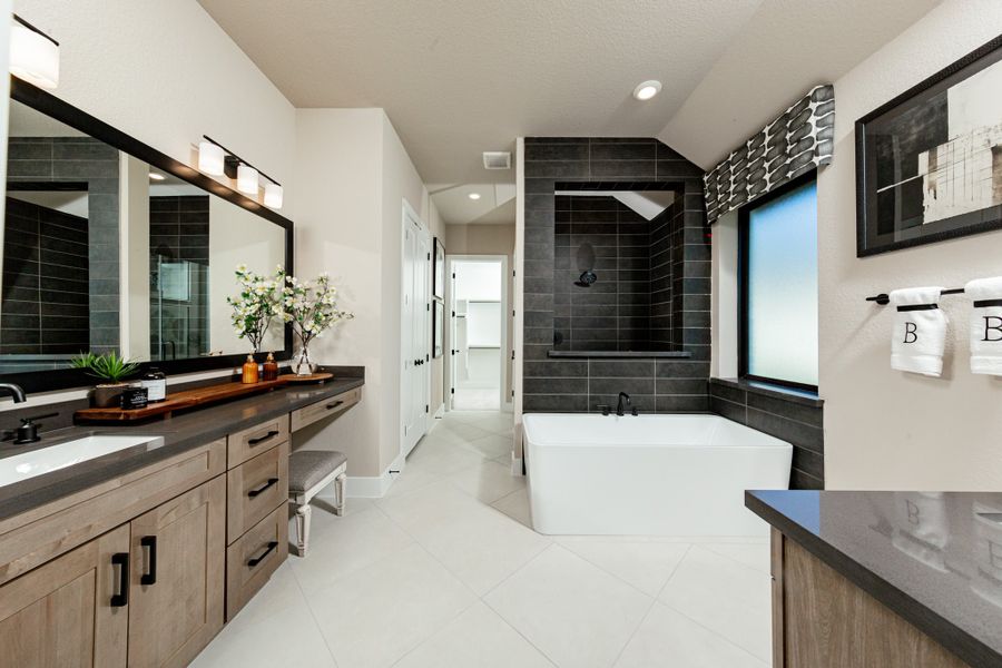 Furnished interior view inside a new home in Amira, Tomball (Image 9).