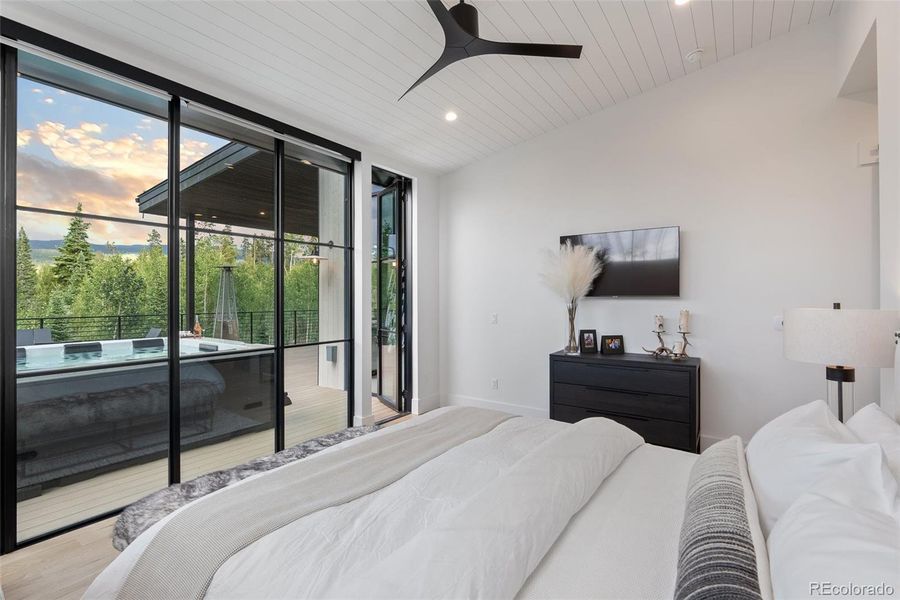 Furnished interior view inside a new home in , Winter Park (Image 21).
