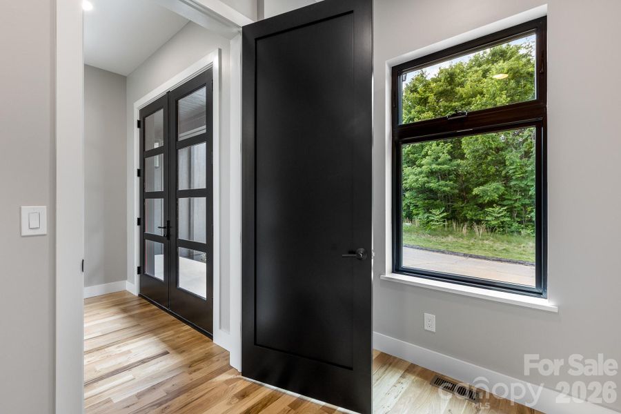 Spacious, unfurnished interior of a new home in , Waynesville (Image 32).