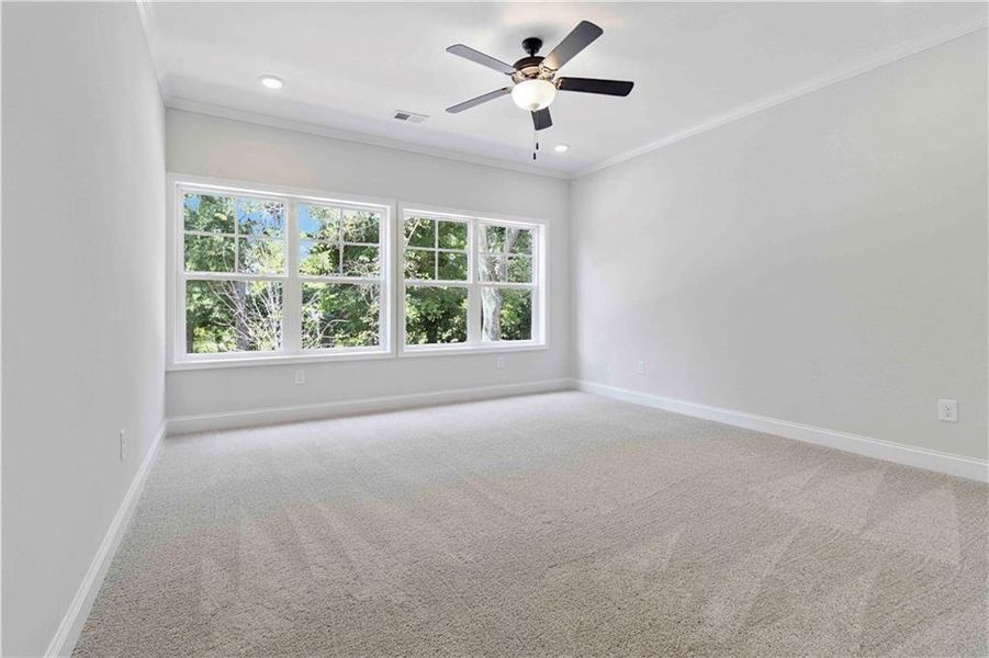 Spacious, unfurnished interior of a new home in Serenity, Hapeville (Image 9).