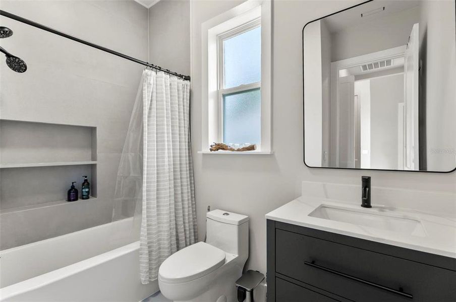Furnished interior view inside a new home in , Palm Coast (Image 52).