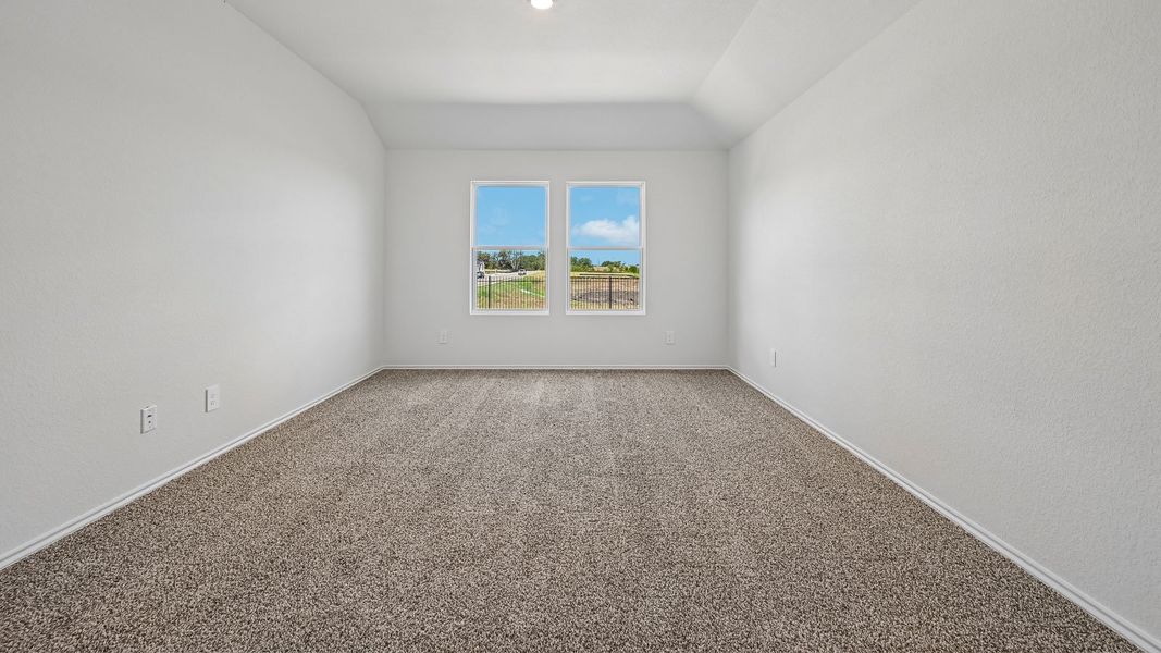 Spacious, unfurnished interior of a new home in Watermill, Uhland (Image 19).