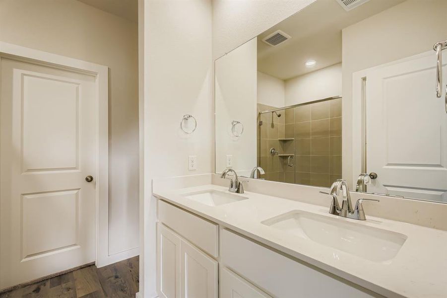 Furnished interior view inside a new home in Ambergrove, Royse City (Image 9).
