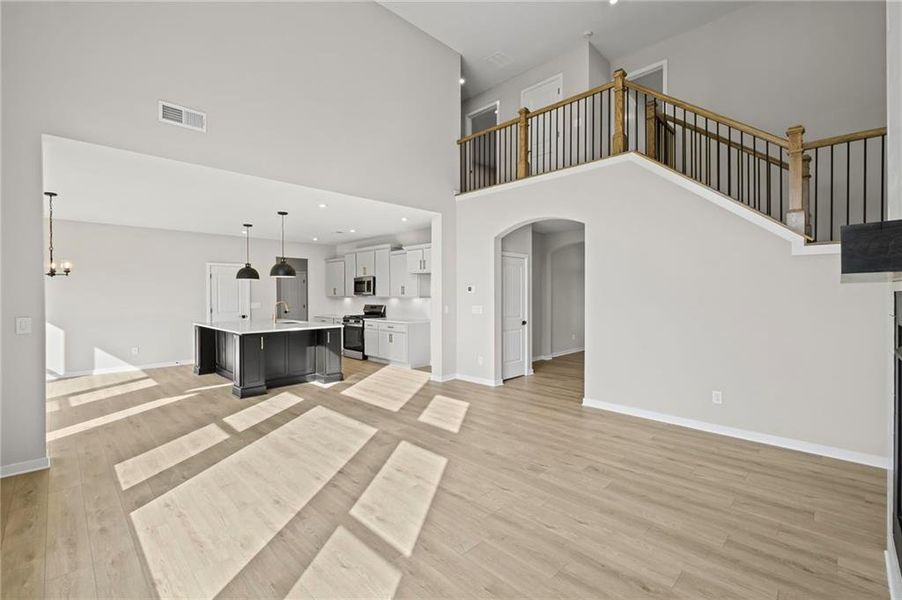 Spacious, unfurnished interior of a new home in Pickens Bluff, Hiram (Image 33).