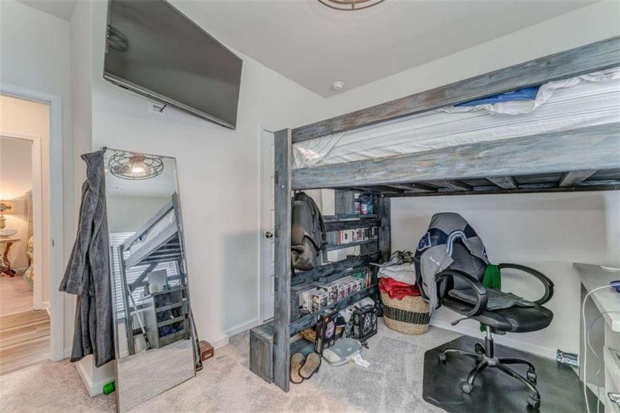 Image 54 of a home in .