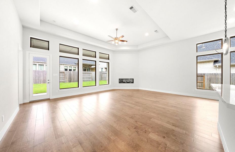 Spacious, unfurnished interior of a new home in Audubon 60′, Magnolia (Image 30).