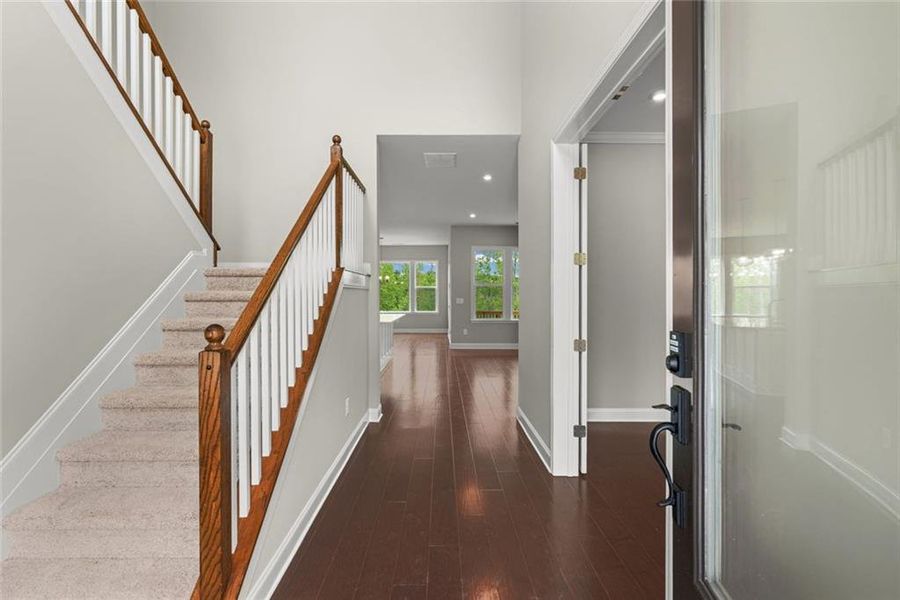 Spacious, unfurnished interior of a new home in Twin Lakes, Hoschton (Image 41). Spacious, unfurnished interior of a new home in Twin Lakes, Hoschton (Image 41).