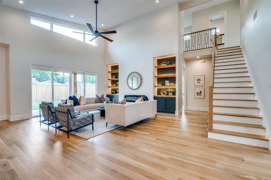 Furnished interior view inside a new home in , Richardson (Image 15).