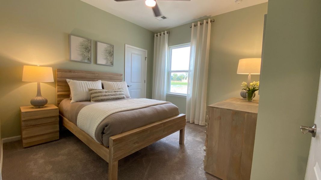 Representative furnished interior of a home built from the Morgan by Pulte Homes in Enclave at Parkway Village, Fairburn (Image 5).