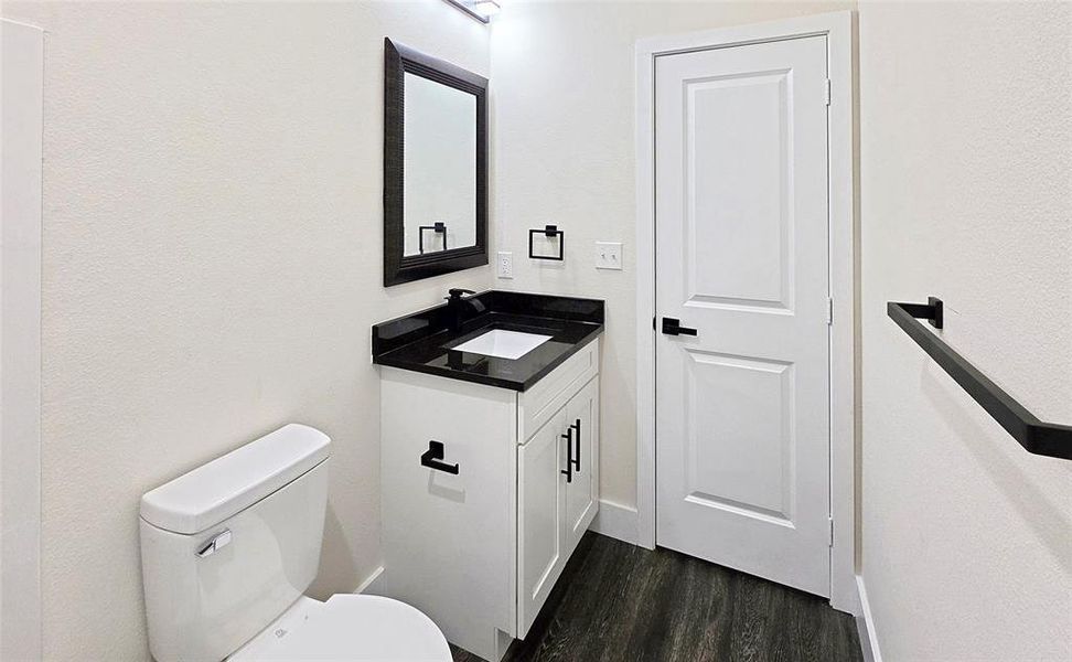 Furnished interior view inside a new home in , Mabank (Image 13).