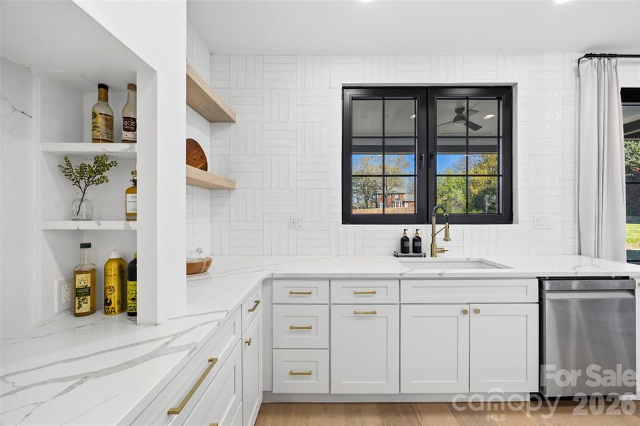 Furnished interior view inside a new home in , Monroe (Image 26).