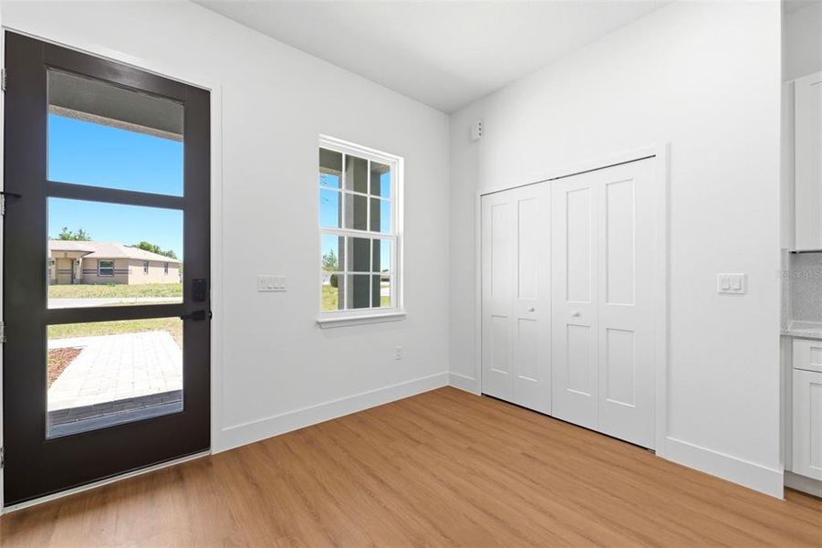 Spacious, unfurnished interior of a new home in , Ocala (Image 34).