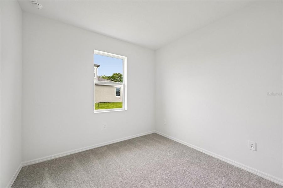 Spacious, unfurnished interior of a new home in Southpointe, Palmetto (Image 20). Spacious, unfurnished interior of a new home in Southpointe, Palmetto (Image 20).