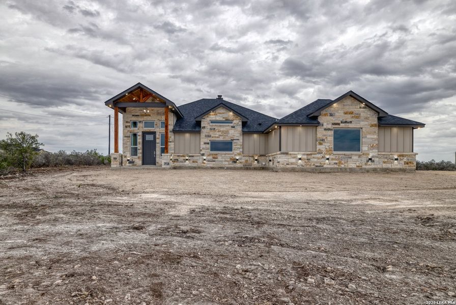 Image 67 of a home in .