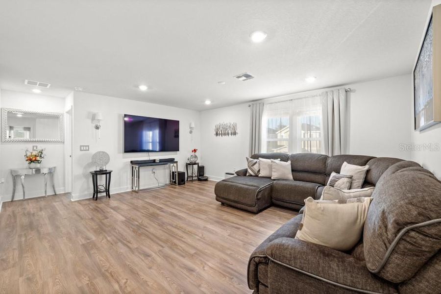 Furnished interior view inside a new home in , Davenport (Image 19). Furnished interior view inside a new home in , Davenport (Image 19).