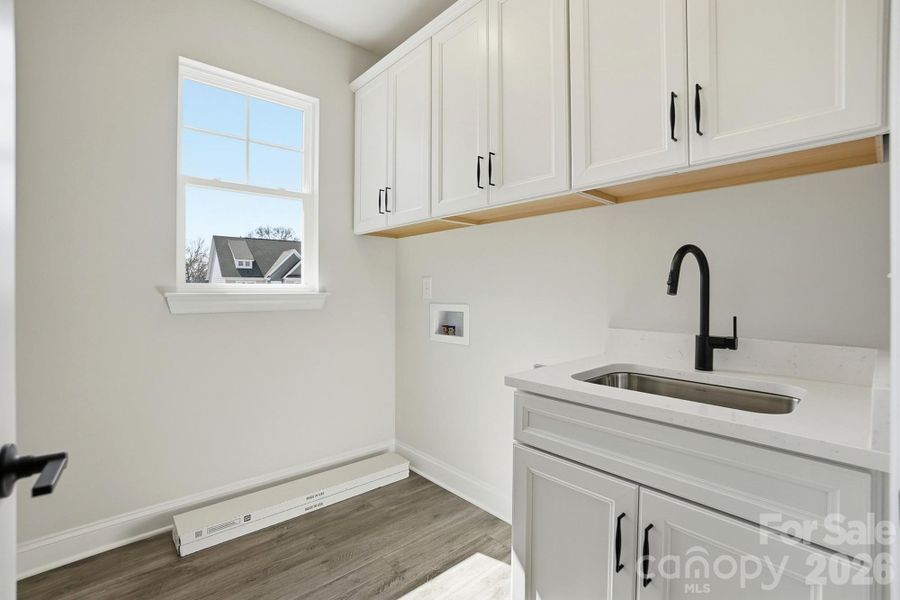 Furnished interior view inside a new home in Harmony, Harrisburg (Image 18).