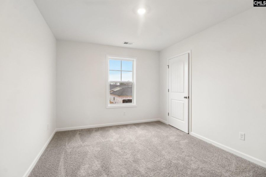Spacious, unfurnished interior of a new home in Boykin Hills, Chapin (Image 26).