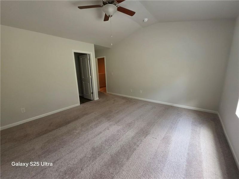 Spacious, unfurnished interior of a new home in , Grayson (Image 16).