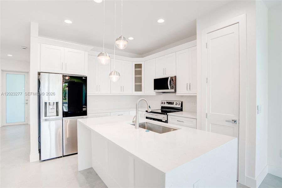 Furnished interior view inside a new home in , Cape Coral (Image 9).
